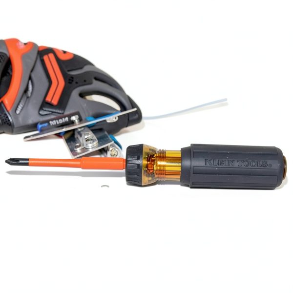 Klein Tools 2-in-1 Insulated Flip-Blade Screwdriver #2 Phillips-4